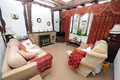 3 bedroom terraced house for sale, Sherborne Road, Idle, Bradford