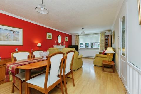 4 bedroom detached house for sale, Pennine Close, Oadby, Leicester