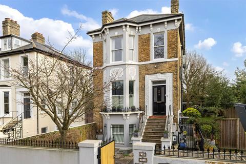 3 bedroom maisonette for sale, Heathcote Road, Twickenham, TW1