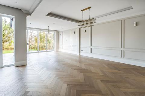 5 bedroom detached house for sale, St. Omer Road, Guildford, Surrey GU1.