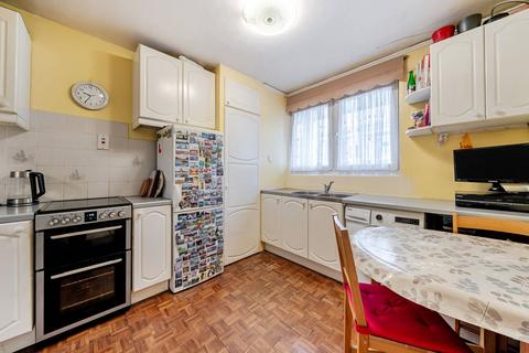 2 bedroom maisonette for sale, Lakeside road, Olympia, London, W14