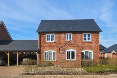 3 bedroom detached house for sale, Spur Road, Cambridge CB21