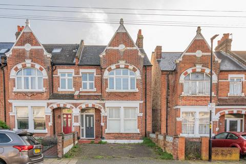 Conyers Road, Streatham Park, London, SW16