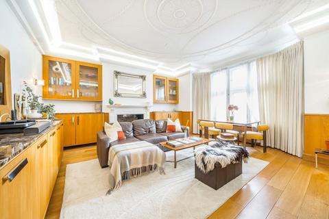 1 bedroom flat to rent, Old Court Place, London W8