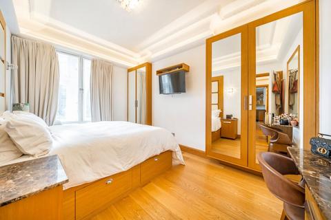 1 bedroom flat to rent, Old Court Place, London W8