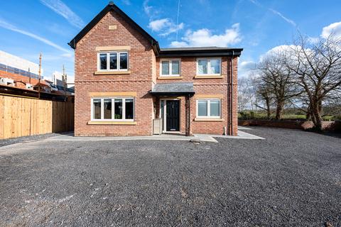 4 bedroom detached house for sale, Blue Stone Lane, Ormskirk L40