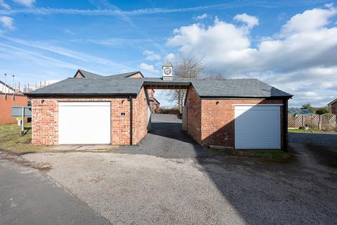 4 bedroom detached house for sale, Blue Stone Lane, Ormskirk L40