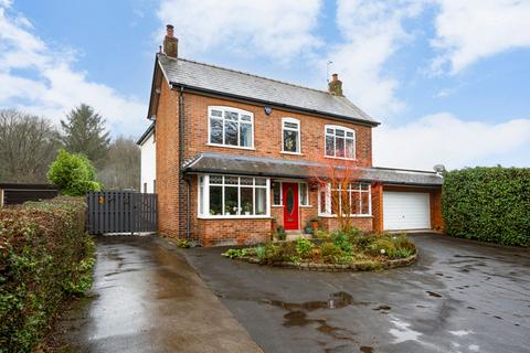4 bedroom detached house for sale, Liverpool Road, Ormskirk L40