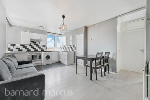 2 bedroom flat for sale, Keevil Drive, London
