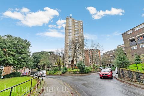2 bedroom flat for sale, Keevil Drive, London