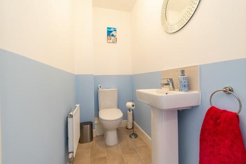 3 bedroom semi-detached house for sale, High Grove Park, Ormskirk L40