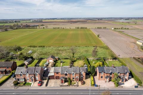 3 bedroom semi-detached house for sale, Moss Lane, Ormskirk L40