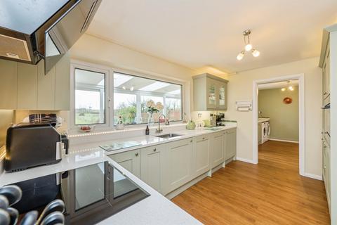 4 bedroom detached house for sale, Lichfield Road, Hamstall Ridware, Rugeley