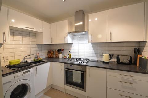 1 bedroom flat to rent, Glenlyon Court, 26 Castle Road, Weybridge, KT13