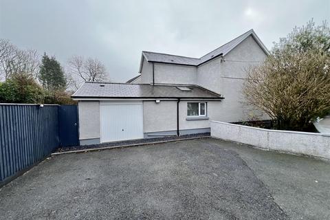 3 bedroom detached house for sale, Cwmfferws Road, Tycroes, Ammanford