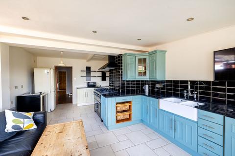 undefined, Mid Street, South Nutfield, RH1