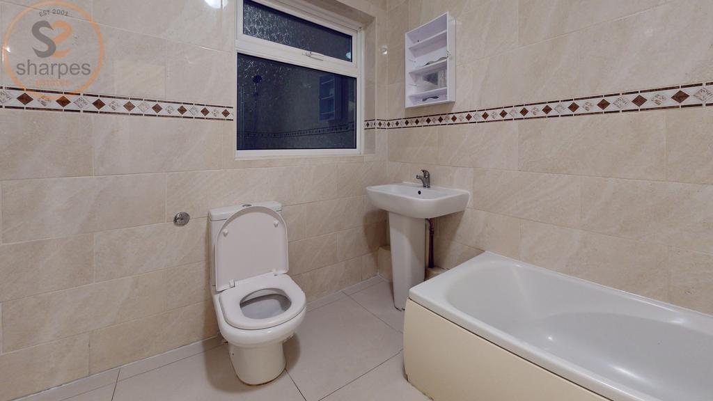 172-Beddington-Lane-Bathroom 1