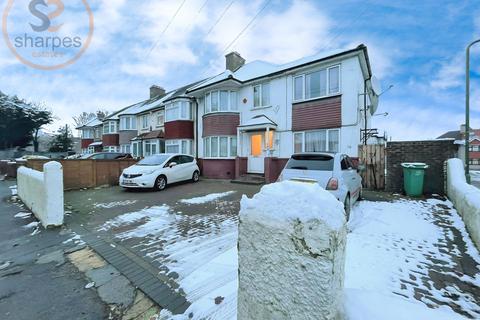 1 bedroom semi-detached house to rent, Room 1, Beddington Lane, Croydon, Greater London