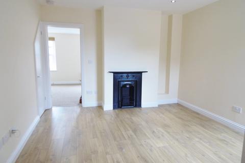 2 bedroom flat to rent, New Road, Basingstoke RG21