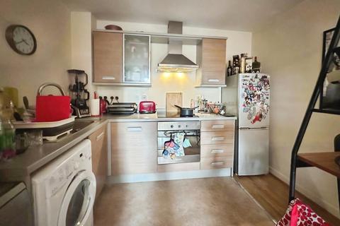 1 bedroom flat for sale, Eccles Fold, Eccles, Manchester