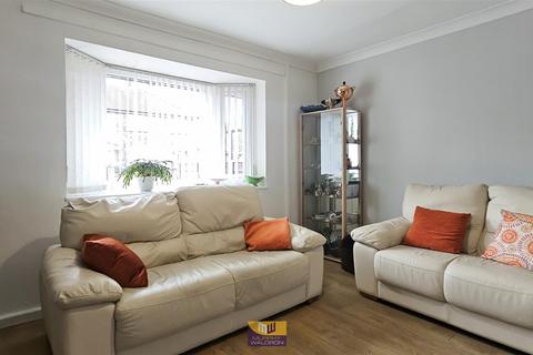 3 bedroom terraced house for sale, Hereford Road, Manchester M30