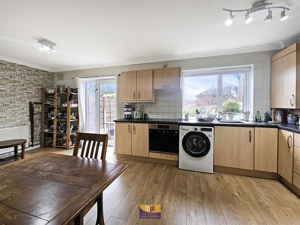 Kitchen/Dining