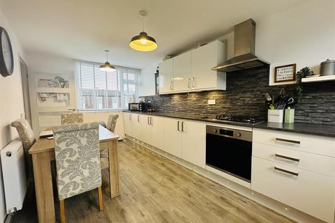 undefined, Prescelly Close, Nuneaton
