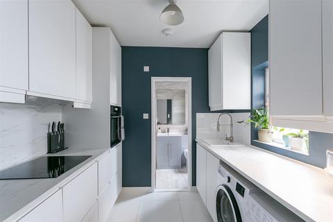 2 bedroom flat for sale, Newlands Road, High West Jesmond, Newcastle upon Tyne