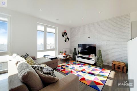 3 bedroom flat for sale, Lacey Drive, Welford Court, HA8
