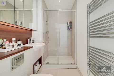 3 bedroom flat for sale, Lacey Drive, Welford Court, HA8