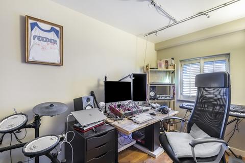 2 bedroom maisonette to rent, Highgate High Street, Highgate, London, N6
