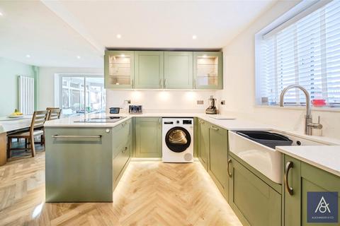 undefined, Beech Drive, Northamptonshire NN13
