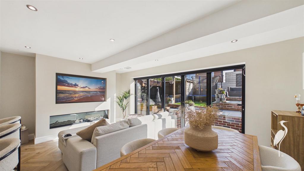 Living & Dining Area