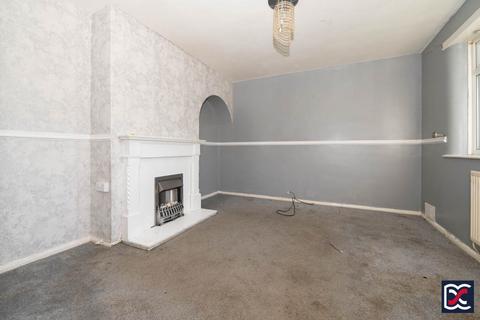 3 bedroom terraced house for sale, Headingley Road, Rushden NN10