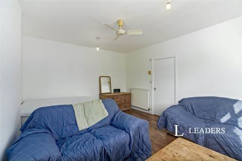 2 bedroom flat to rent, Streatham Vale, SW16