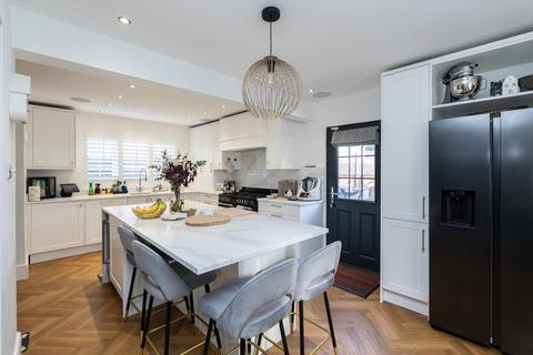 undefined, Evelyn Way, Stoke d'Abernon, Cobham, Surrey KT11