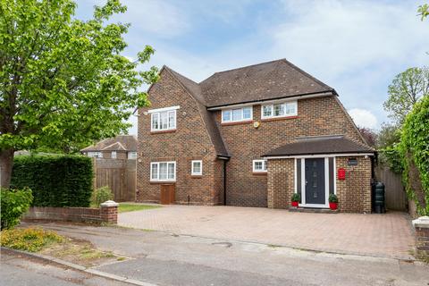 4 bedroom detached house for sale, Evelyn Way, Stoke d'Abernon, Cobham, Surrey KT11