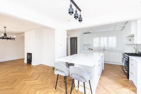 4 bedroom detached house for sale, Evelyn Way, Stoke d'Abernon, Cobham, Surrey KT11
