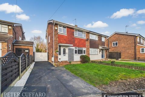 3 bedroom semi-detached house for sale, Durham Close, Ware SG12