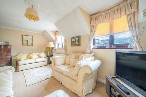 undefined, Grange Close, Surrey GU7