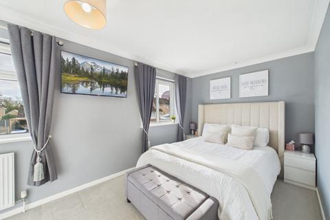 3 bedroom semi-detached house for sale, Benbow Road, Thetford, IP24