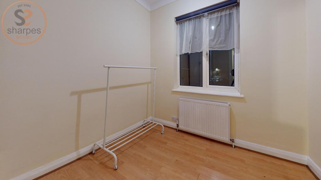 172-Beddington-Lane-Bedroom 5