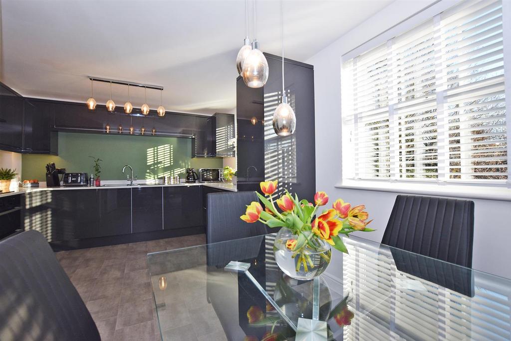 Kitchen/Breakfast Room