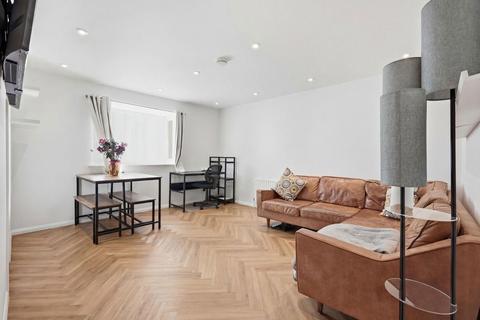 1 bedroom flat for sale, Burnham Gardens, Croydon CR0