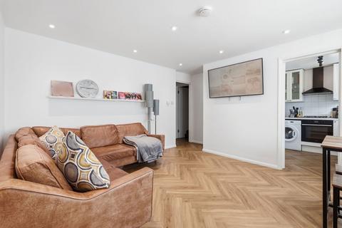 1 bedroom flat for sale, Burnham Gardens, Croydon CR0