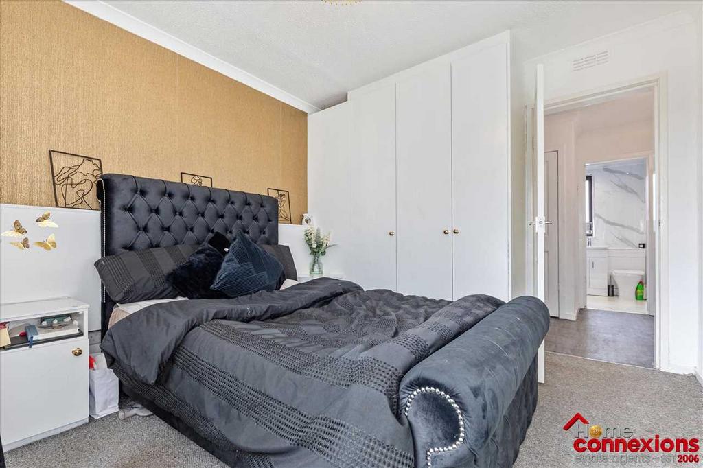 Bedroom One (2)