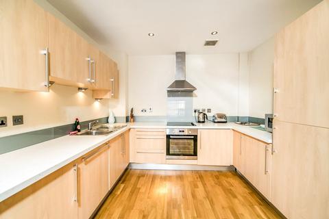 2 bedroom flat to rent, London Street, Reading, RG1