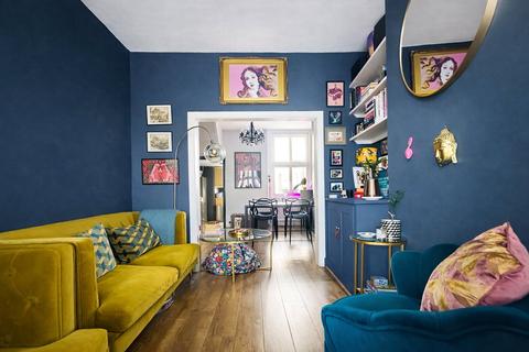 2 bedroom terraced house for sale, Barmeston Road, London, SE6