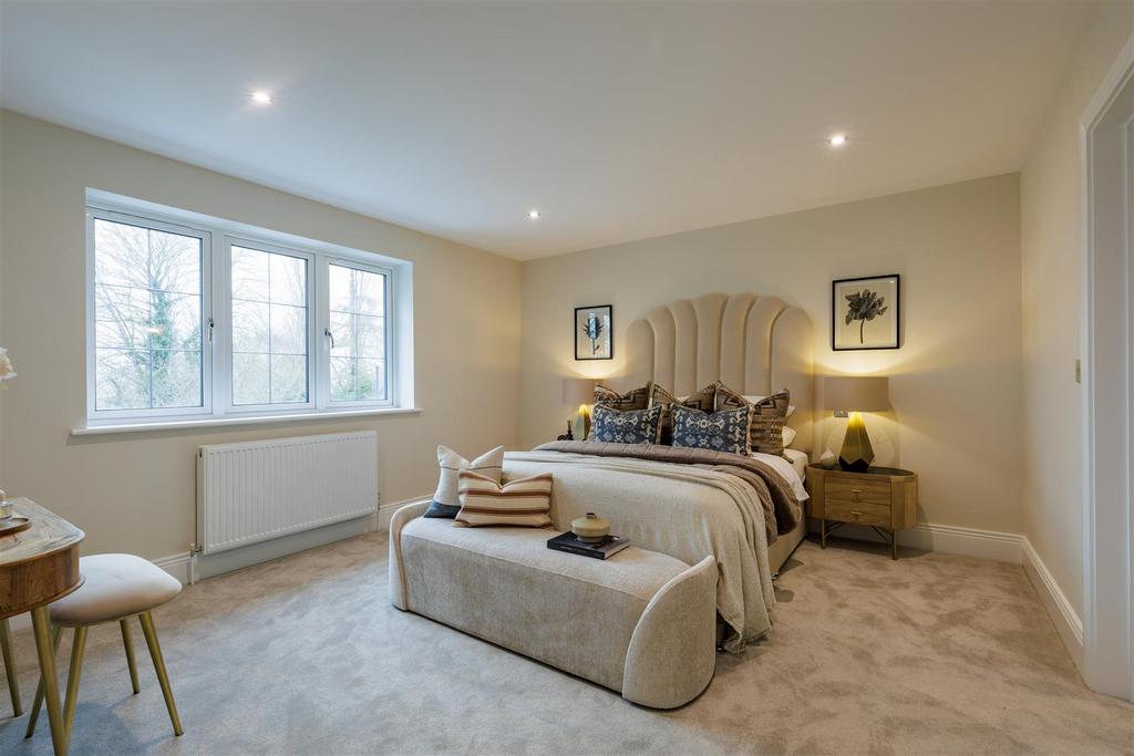 Principal bedroom