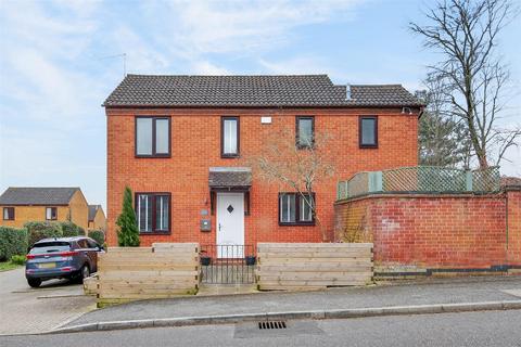 3 bedroom detached house for sale, Chatsworth, Milton Keynes MK8